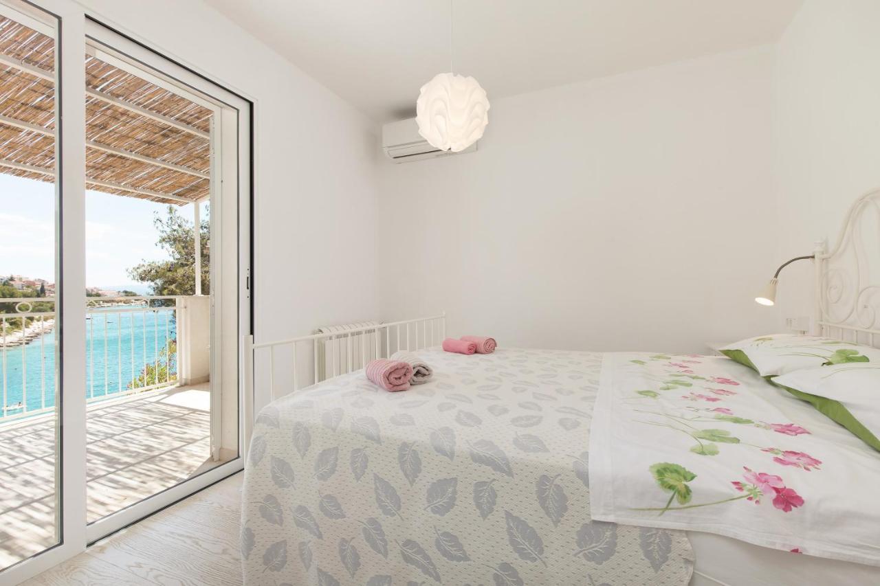 Holiday Home Duje Trogir Eksteriør billede