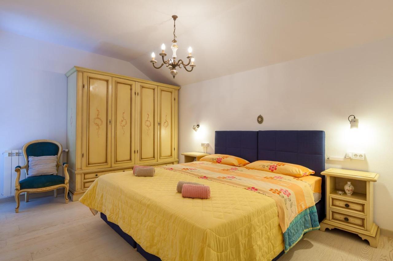 Holiday Home Duje Trogir Eksteriør billede